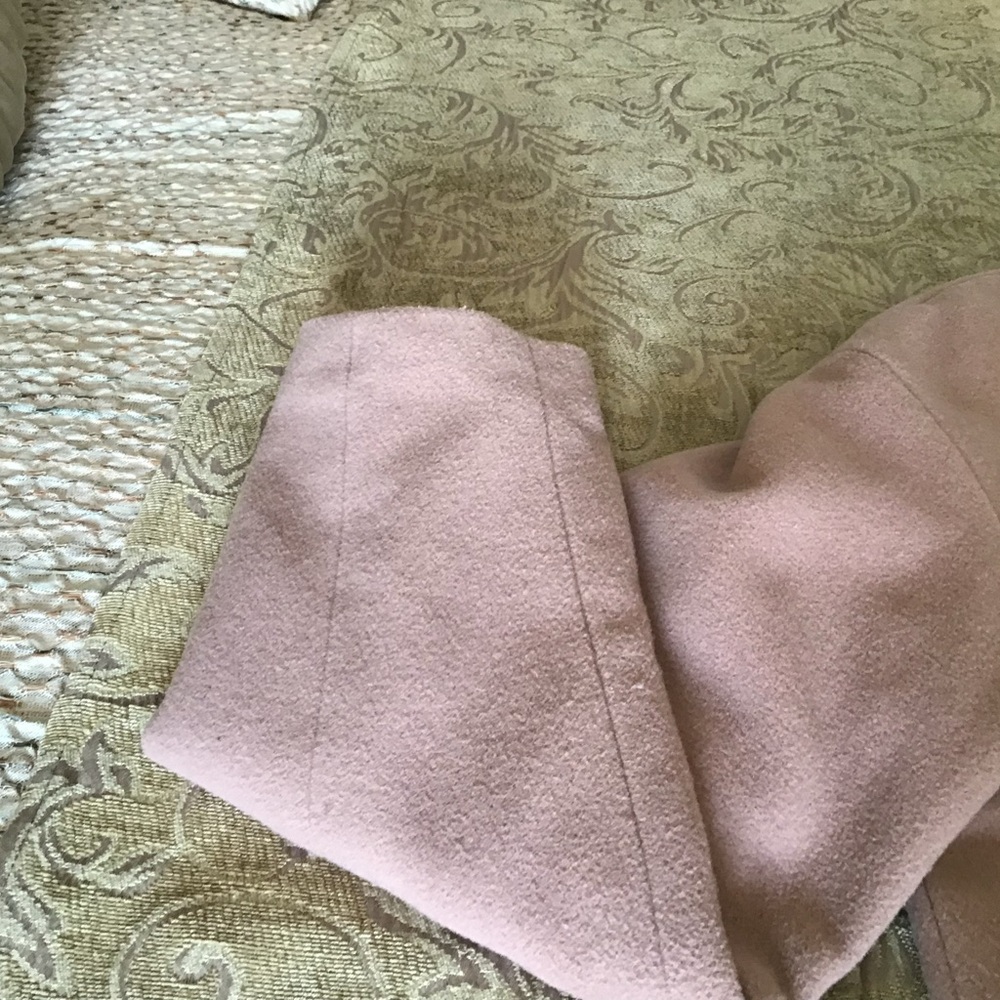 Elegant Pink Women's Coat - Picture 5 of 9